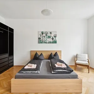 Daire Design Near Mariahilferstrasse, Viyana
